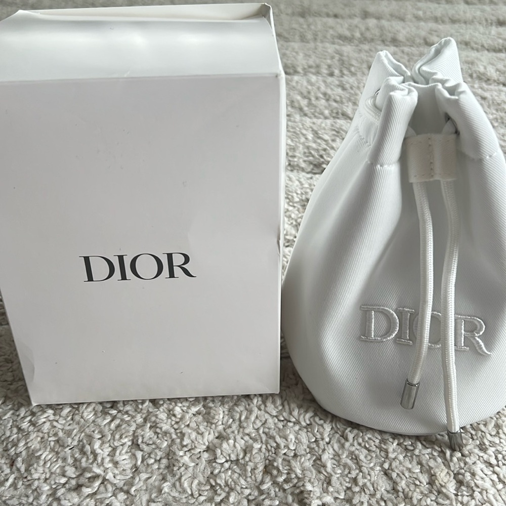 LOW START!NEW! Dior White Canvas Bucket Pouch Beauty 
Embroidered DIOR Logo